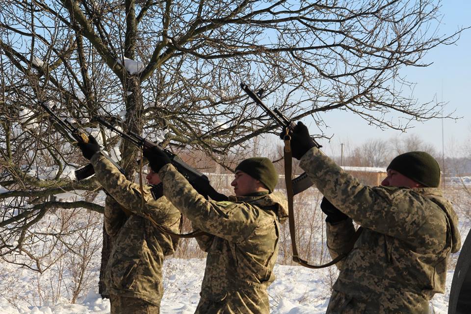 У Ніжині вшанували жертв Голокосту