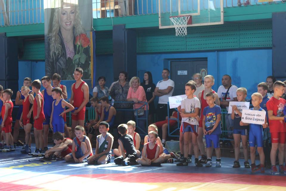 До Ніжина на турнір з вільної боротьби завітала олімпійська чемпіонка (Фото)