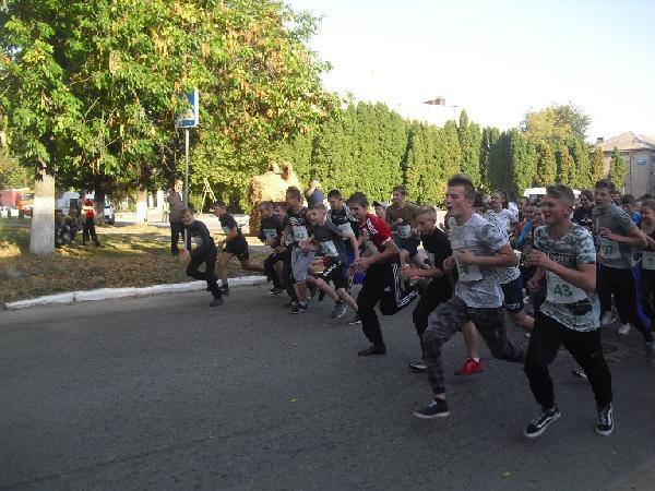 У Семенівці День міста відсвяткували легкоатлетичним пробігом (Фото)