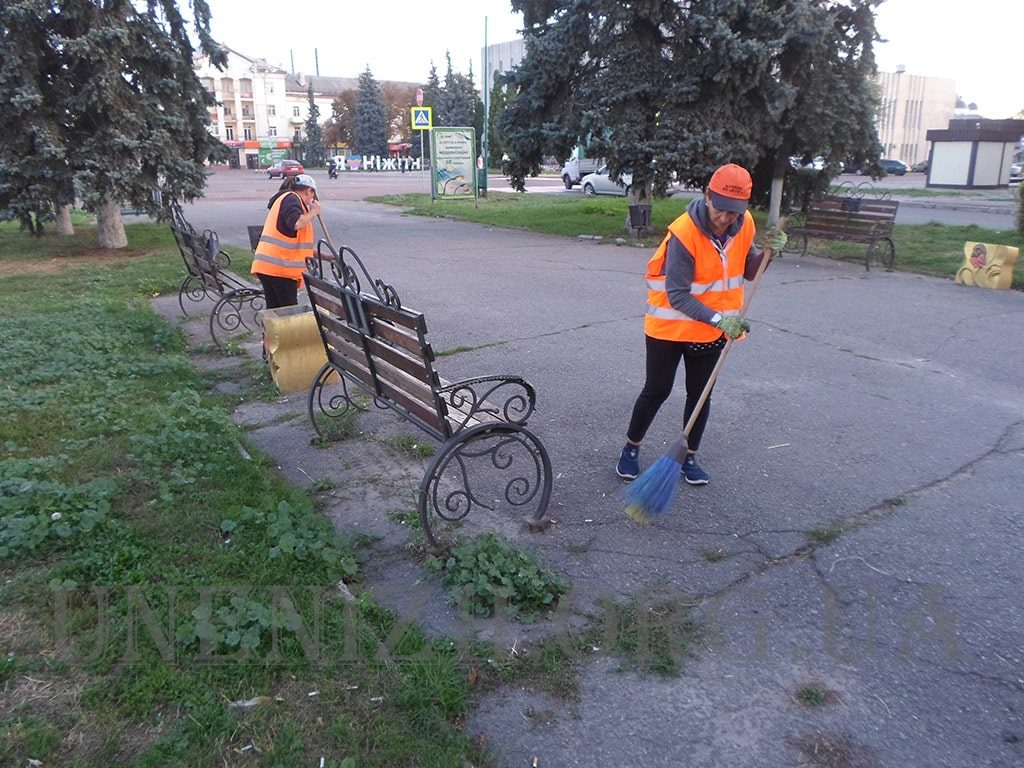 У Ніжині збільшиться кількість вулиць, що прибиратимуть комунальники