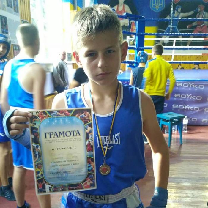 Ніжинські боксери здобули перші місця на Чернігівському чемпіонаті