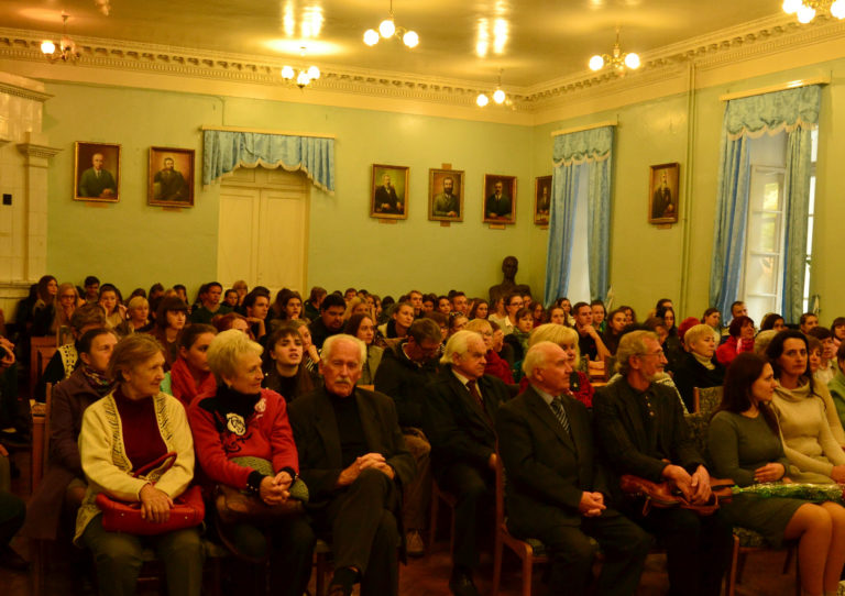 Любовні інтриги “часів Онєгіна” розгорнулись в Ніжинському виші