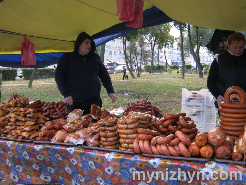 Розпочався Покровський ярмарок. Що вже можна купити?