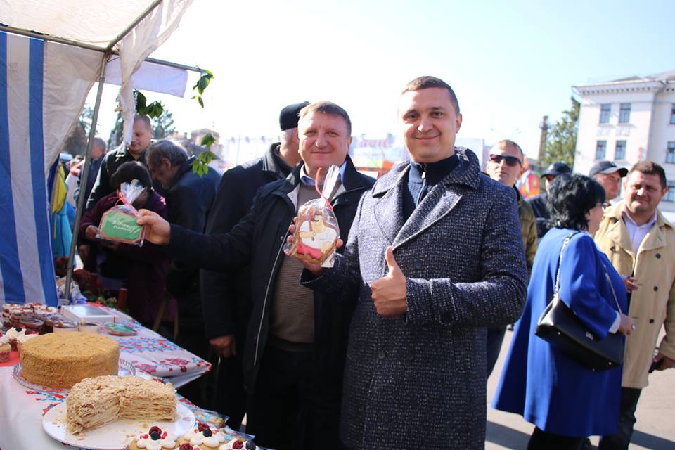 Ніжинський Покровський ярмарок у світлинах. Фото Валерія Кичка. Ч 1