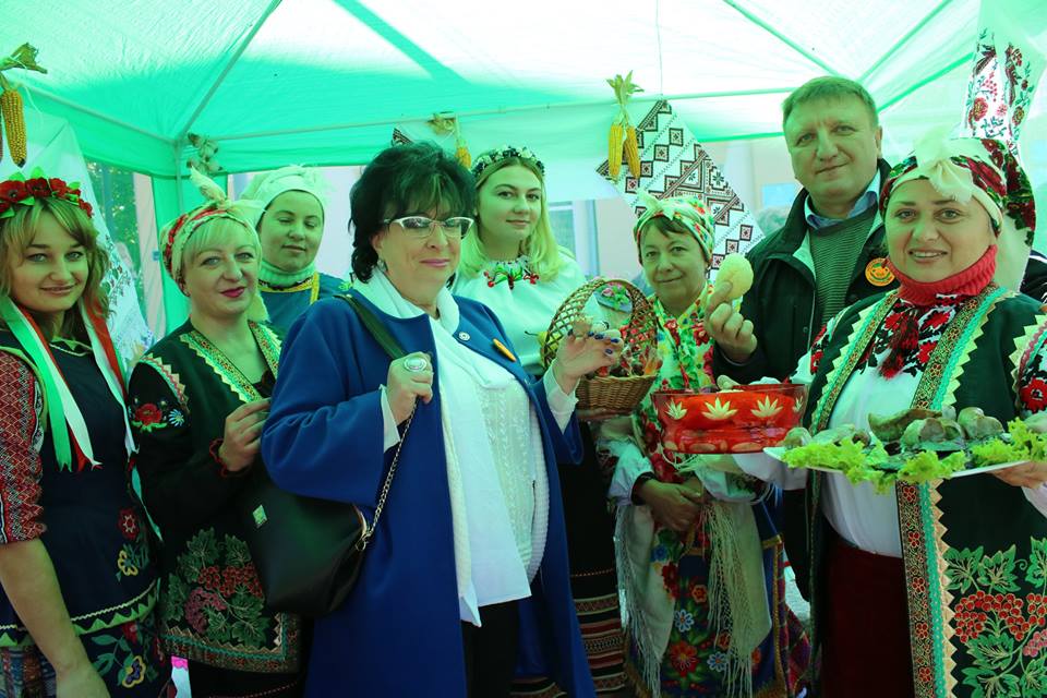 Ніжинський Покровський ярмарок у світлинах. Фото Валерія Кичка. Ч 2