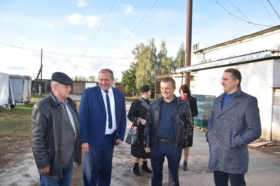 Про досягнення, носівські смаколики і ремонт доріг