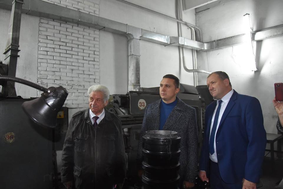 Про досягнення, носівські смаколики і ремонт доріг