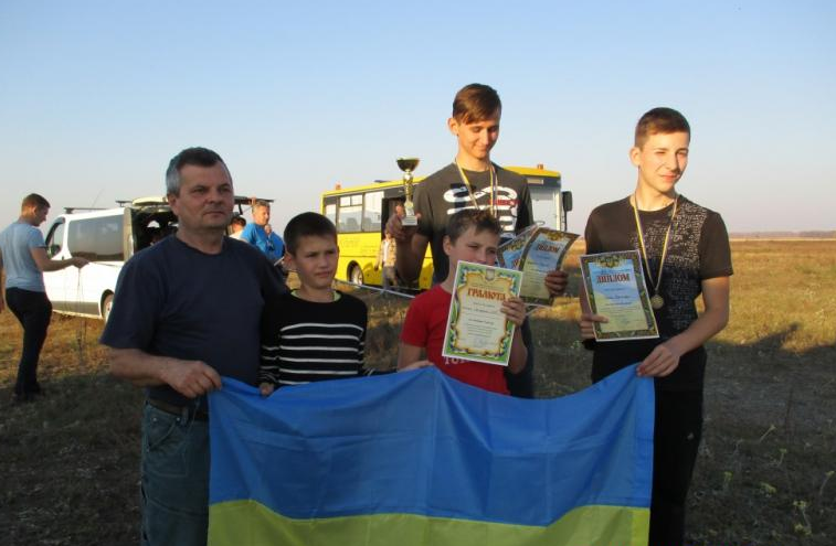 На Чернігівщині відбулися змагання з авіамодельного спорту (Фото)