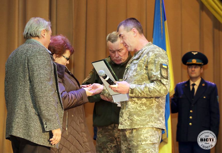 У Ніжині привітали військовослужбовців