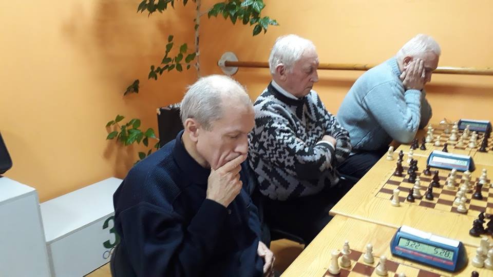 У Чернігові шахісти в командному чемпіонаті боролися за грошовий приз (Фото)