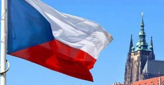Чехія пропонує 4 стипендії на курси чеської мови – Освіта.UA