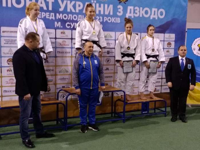 Ніжинські дзюдоїсти повернулись із чемпіонату з перемогою