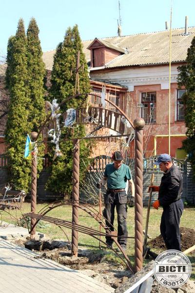 Пам’ятний знак Героям Небесної Сотні демонтували