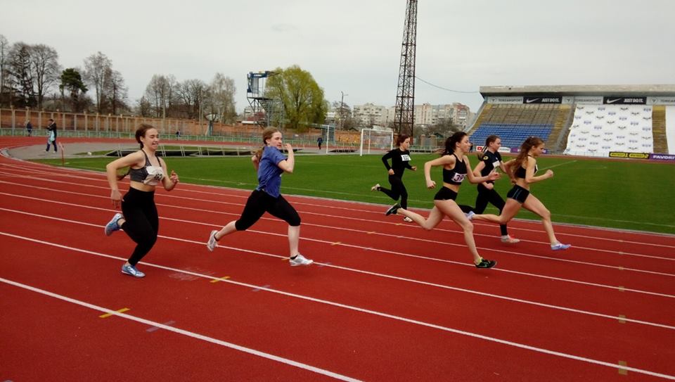 Перемоги наших юних спортсменів на чемпіонаті області. Фото