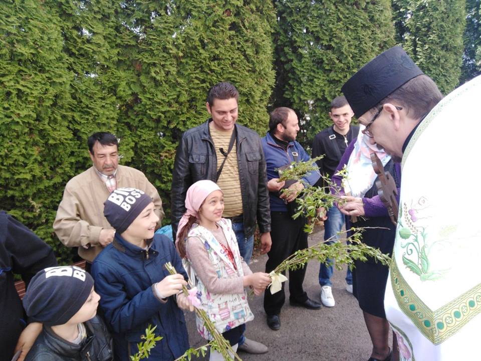 Як ніжинці освячували вербу. Фото