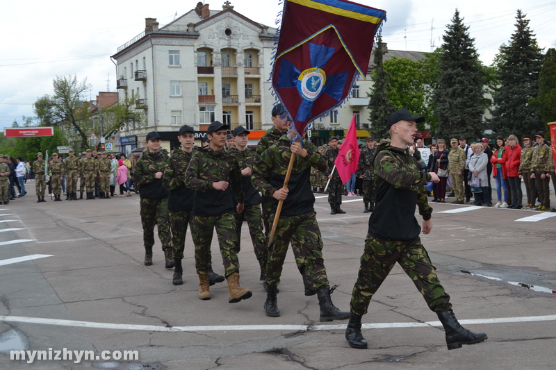 На площі вітали переможців міського етапу військово-патріотичної гри «Джура»