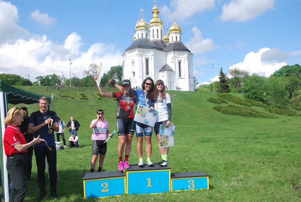 Дорогами Чернігівщини пройшов відкритий кубок із велоспорту на шосе (Фото)