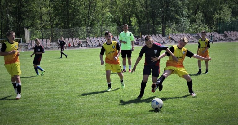 Ніжинці здобули перемогу у футбольному поєдинку з поляками