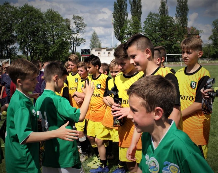 Ніжинці здобули перемогу у футбольному поєдинку з поляками