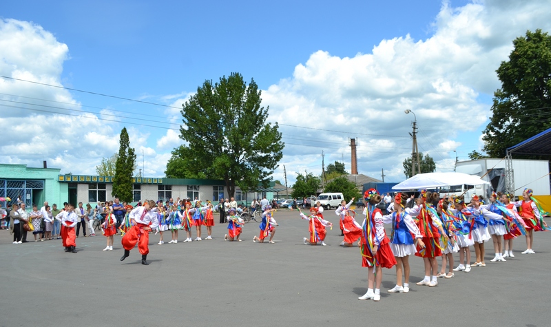 Смачне свято у Лосинівці. Фото