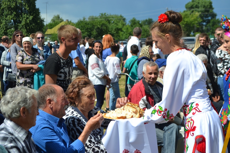 Реальна допомога без лишнього пафосу