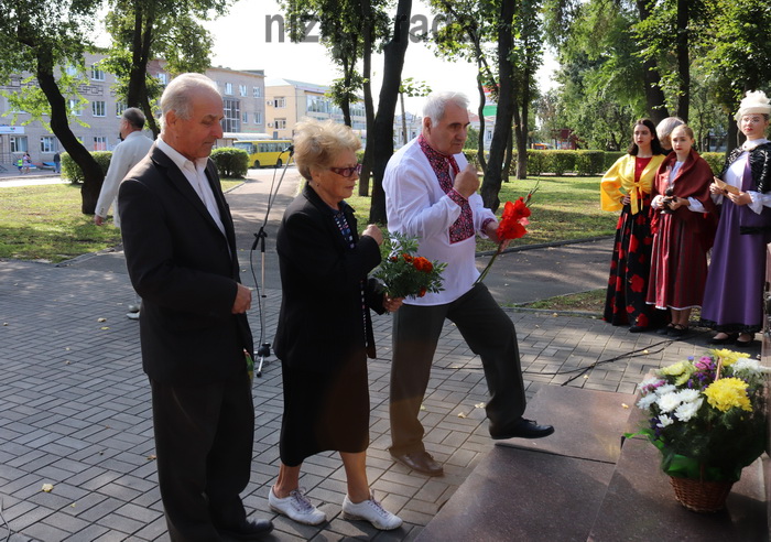 Як у Ніжині відзначили 165-річчя від дня народження Марії Заньковецької. Фото