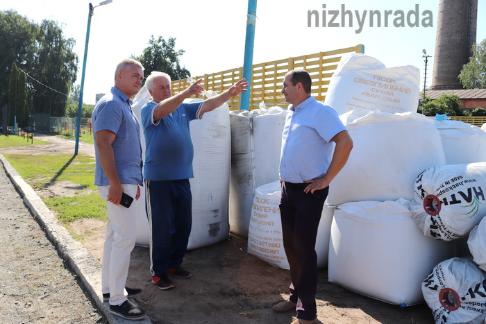 На місці старого хокейного майданчика буде сучасне футбольне поле