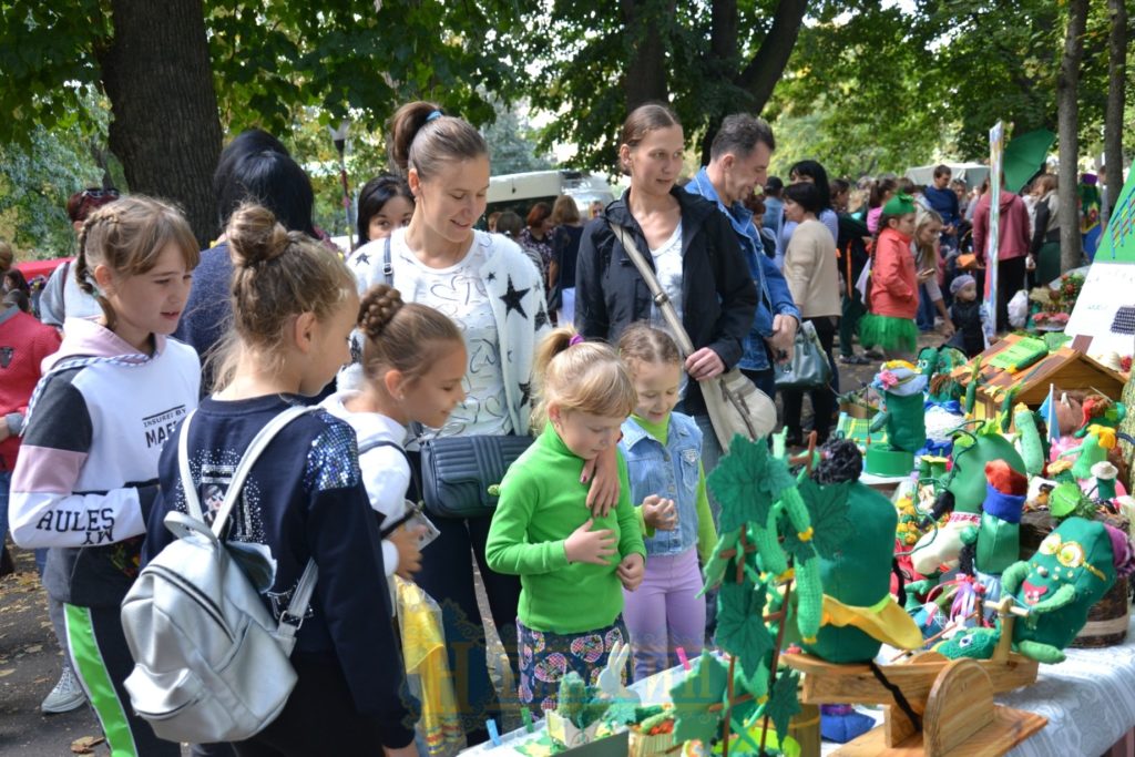 Грандіозний Фестиваль огірка відбувся у Ніжині. ФОТО. Відео – Новини та дошка оголошень Ніжина