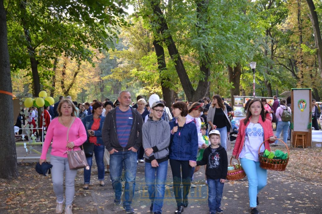 Грандіозний Фестиваль огірка відбувся у Ніжині. ФОТО. Відео – Новини та дошка оголошень Ніжина