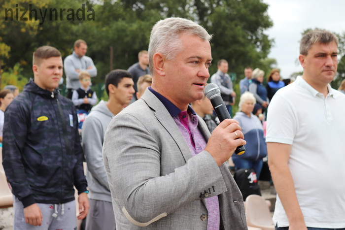 Пляжне самбо і парковий волейбол: свято на міському стадіоні. Фото