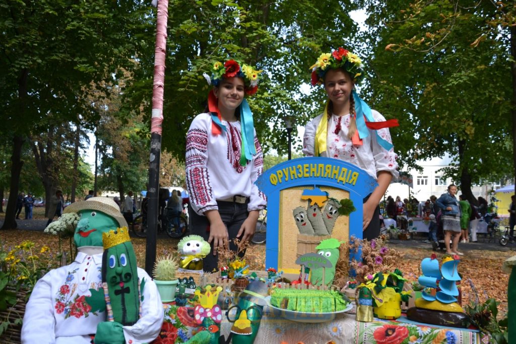 Грандіозний Фестиваль огірка відбувся у Ніжині. ФОТО. Відео – Новини та дошка оголошень Ніжина