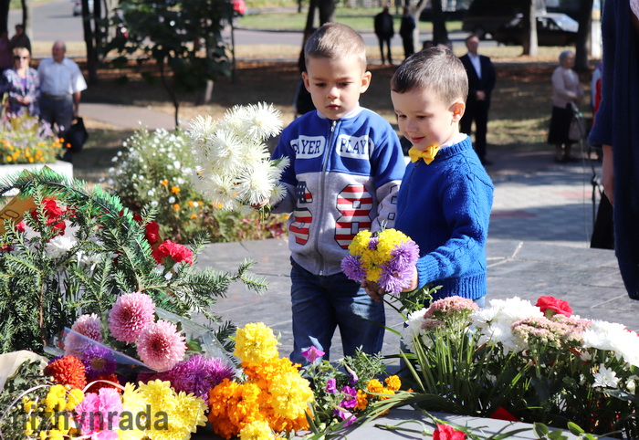 «Тих днів у пам’яті не стерти і сьогодні»: у Ніжині відзначили 76-ту річницю визволення міста