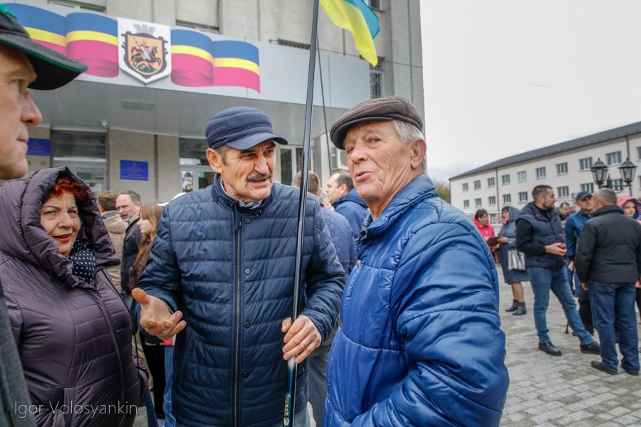 У Ніжині протестують проти «формули Штайнмаєра». Фото