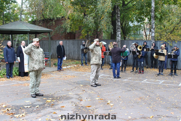 У Ніжині відбулися урочисті проводи призовників до армії. Фото