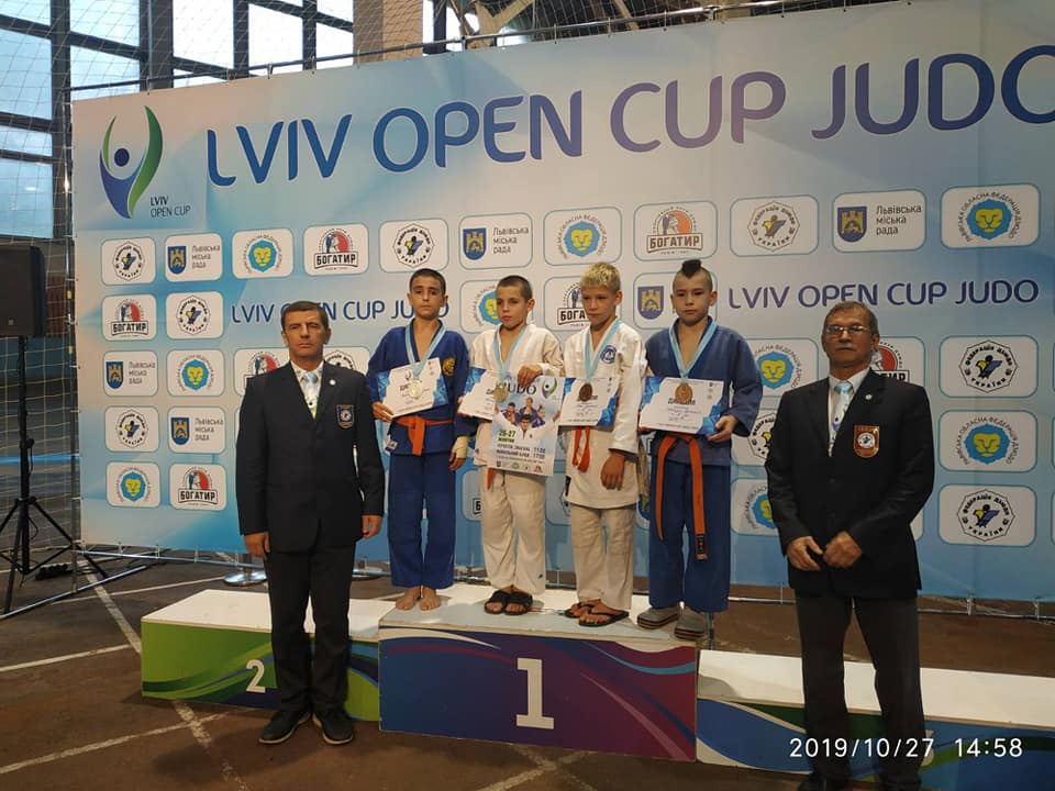 Ніжинка Жаклін Сатарі стала чемпіонкою міжнародних змагань з дзюдо. Фото і відео