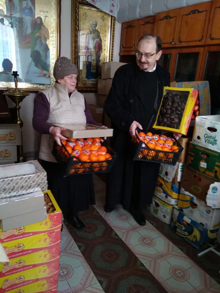 Як маленьких ніжинців вітав Святий Миколай. Фото