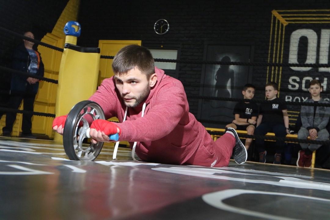Чернігівець Дмитро Митрофанов провів відкрите тренування перед боєм із «Хоробрим серцем» (Фото)
