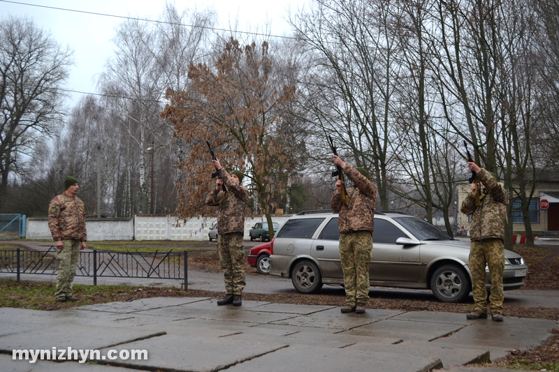 У Ніжині вшанували пам`ять загиблих воїнів-афганців. Фото