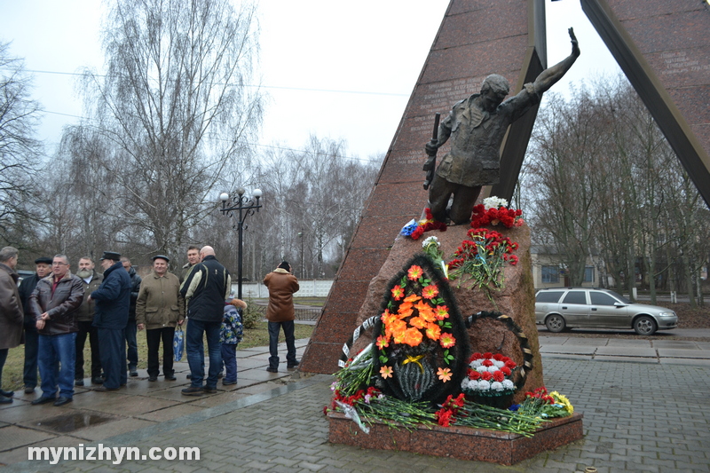 У Ніжині вшанували пам`ять загиблих воїнів-афганців. Фото